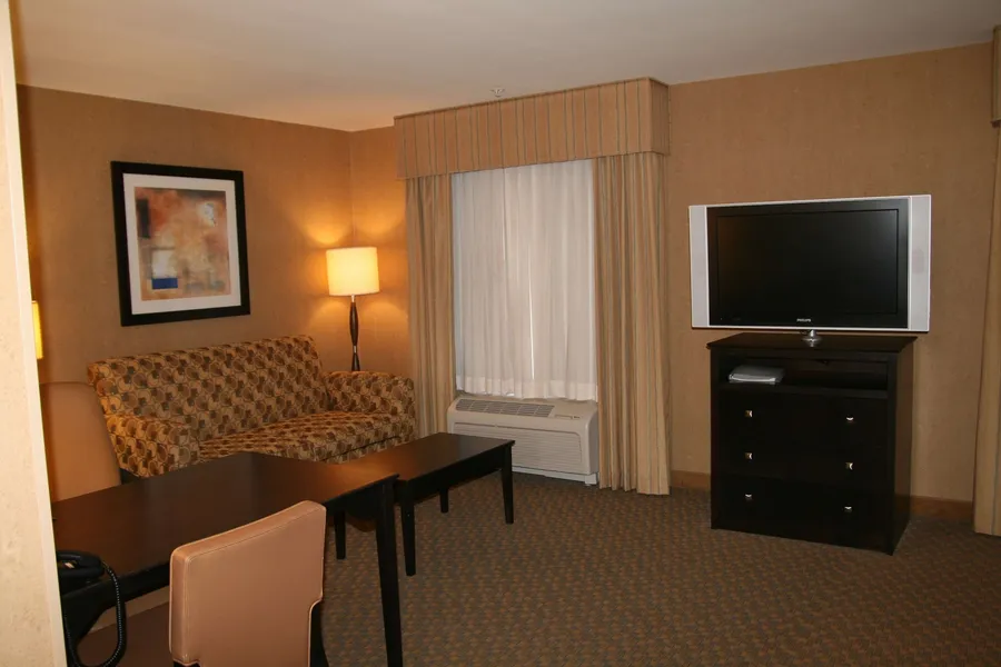 Hampton Inn & Suites Barstow hotel detail image 6