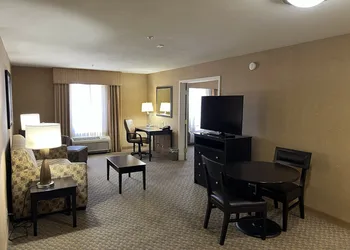 Hampton Inn & Suites Barstow hotel thumbnail 7