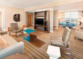 The Westin Chicago North Shore hotel thumbnail 7