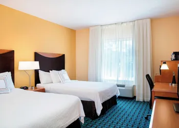 Fairfield Inn & Suites by Marriott Lakeland Plant City hotel thumbnail 7