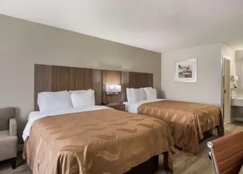 Quality Inn Emporia hotel thumbnail 8