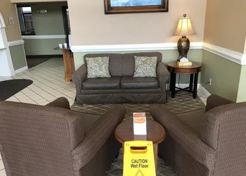 Quality Inn & Suites Somerset Downtown hotel thumbnail 3