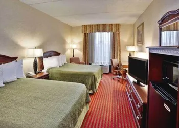 Quality Inn & Suites Somerset Downtown hotel thumbnail 8