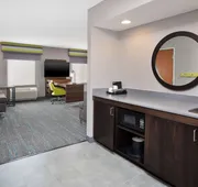 Hampton Inn Detroit/Utica-Shelby Township hotel detail image 7