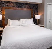 Springhill Suites by Marriott Pittsburgh North Shore hotel detail image 5
