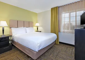 Candlewood Suites Polaris by IHG hotel thumbnail 3
