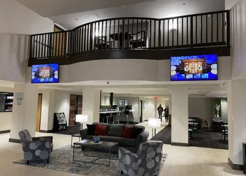 Wingate by Wyndham Little Rock hotel thumbnail 2