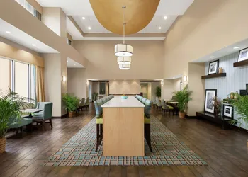 Hampton Inn & Suites Brunswick hotel thumbnail 2