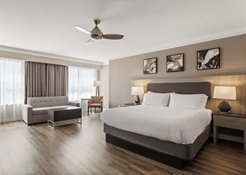 Holiday Inn Baton Rouge College Drive I-10 by IHG hotel thumbnail 7