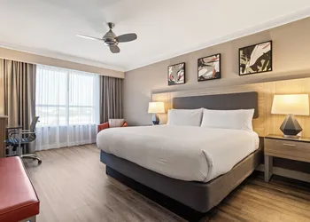Holiday Inn Baton Rouge College Drive I-10 by IHG hotel thumbnail 8