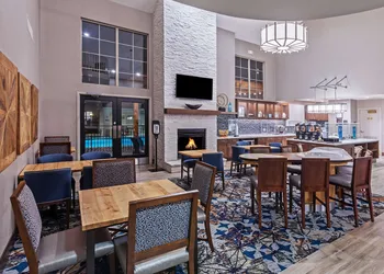 Homewood Suites by Hilton Greensboro hotel thumbnail 3