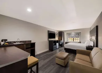 Best Western SeaWorld San Antonio hotel thumbnail 3