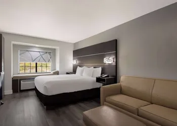 Best Western SeaWorld San Antonio hotel thumbnail 4