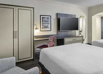 Hotel Indigo Cleveland Downtown by IHG hotel thumbnail 6