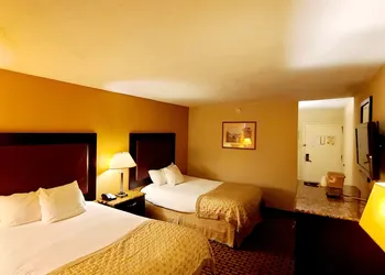 Town Inn hotel thumbnail 7