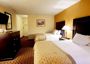 Town Inn hotel thumbnail 8