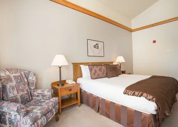 The Inn at Solitude hotel thumbnail 6