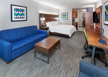 Holiday Inn Express Hotel & Suites Lafayette South by IHG hotel thumbnail 6