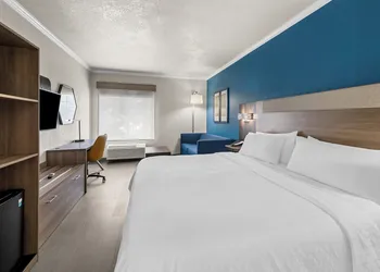 Holiday Inn Express Saint Simons Island by IHG hotel thumbnail 7