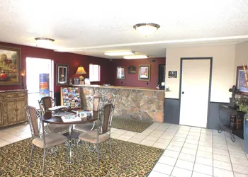 Days Inn by Wyndham Abilene hotel thumbnail 2