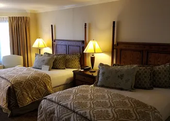 Chelsea Inn hotel thumbnail 4