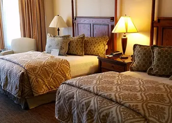 Chelsea Inn hotel thumbnail 5