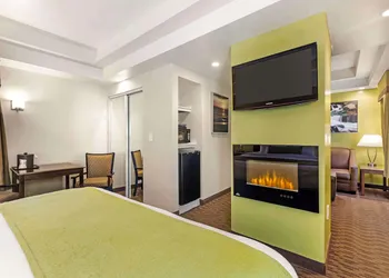 Best Western Plus Cold Spring hotel thumbnail 6