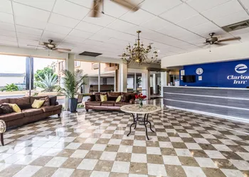 Clarion Inn near McAllen Airport hotel thumbnail 2
