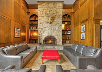 Comfort Suites Boone - University Area hotel thumbnail 4