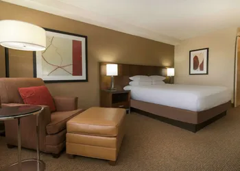 DoubleTree by Hilton Spokane City Center hotel thumbnail 6