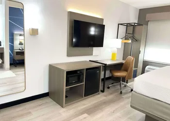 Comfort Inn Marietta-Atlanta near Ballpark/Galleria hotel thumbnail 7