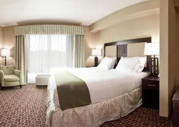 Holiday Inn Express & Suites Chaffee-Jacksonville West by IHG hotel thumbnail 8