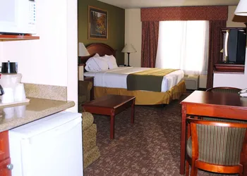 Magnuson Hotel Commerce hotel thumbnail 6