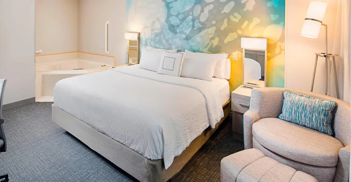 Courtyard by Marriott West Palm Beach Airport hotel detail image 6