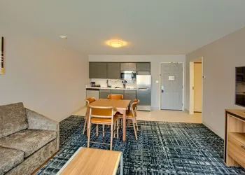 Homewood Suites by Hilton South Bend Notre Dame Area hotel thumbnail 7