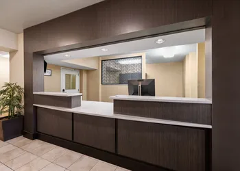 Candlewood Suites Bismarck by IHG hotel thumbnail 2