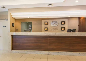 Comfort Suites Downtown hotel thumbnail 2