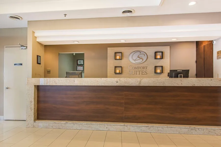 Comfort Suites Downtown hotel detail image 2