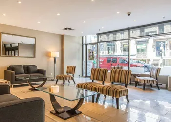 Comfort Suites Downtown hotel thumbnail 6