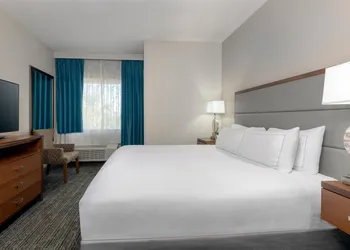 DoubleTree by Hilton Hotel West Palm Beach Airport hotel thumbnail 5
