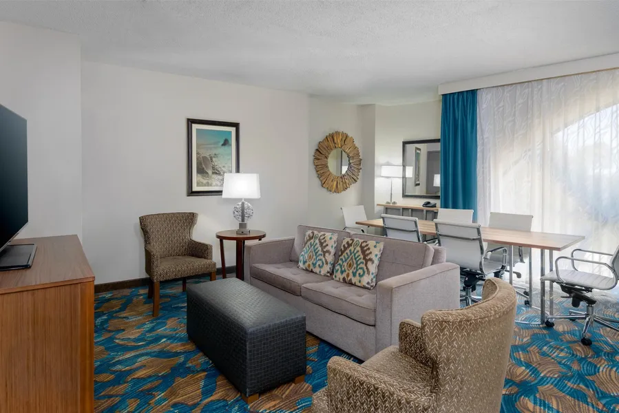 DoubleTree by Hilton Hotel West Palm Beach Airport hotel detail image 6