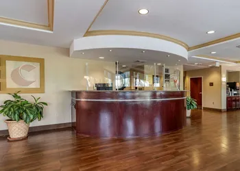 Comfort Suites Biloxi - Ocean Springs hotel thumbnail 2