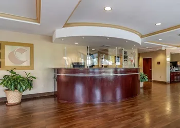 Comfort Suites Biloxi - Ocean Springs hotel thumbnail 2
