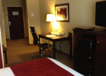 Comfort Suites Biloxi - Ocean Springs hotel thumbnail 5