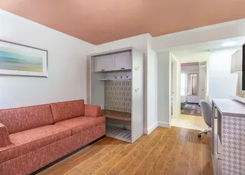 Holiday Inn & Suites Boca Raton - North by IHG hotel thumbnail 7