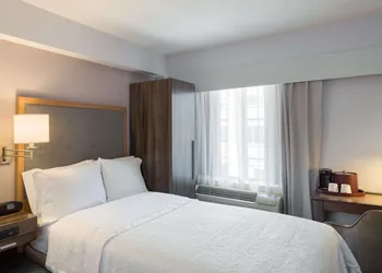 Hampton Inn Madison Square Garden Area Hotel hotel thumbnail 5