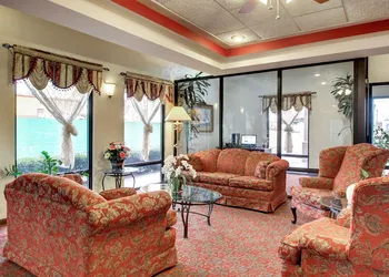 Quality Inn & Suites Clinton - Jackson West hotel thumbnail 4