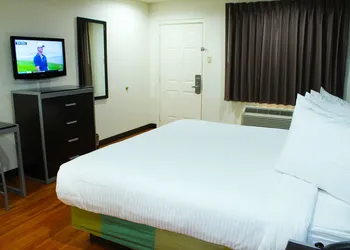 Stay Express Inn Dallas - Fair Park / Downtown hotel thumbnail 6