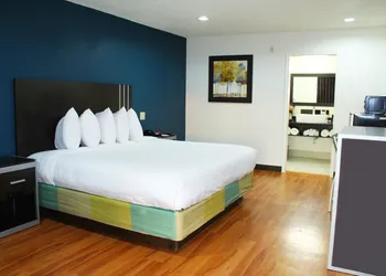 Stay Express Inn Dallas - Fair Park / Downtown hotel thumbnail 8