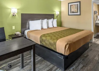 Vagabond Inn Costa Mesa hotel thumbnail 4